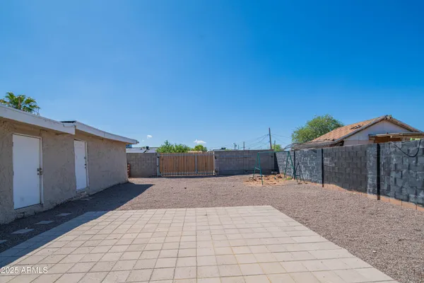 $328,900 | 206 North 5th Street, Avondale, AZ 85323
