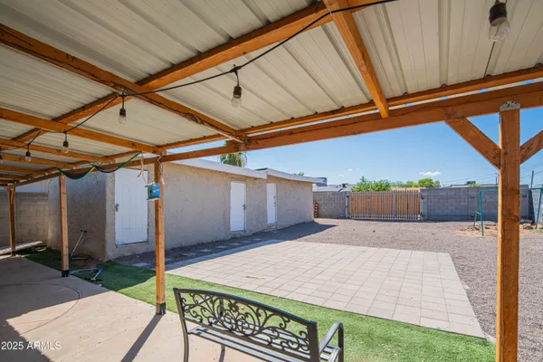 $328,900 | 206 North 5th Street, Avondale, AZ 85323
