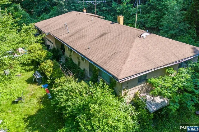 $500,000 | 155 Mt Pleasant Avenue, Dover, NJ 07801