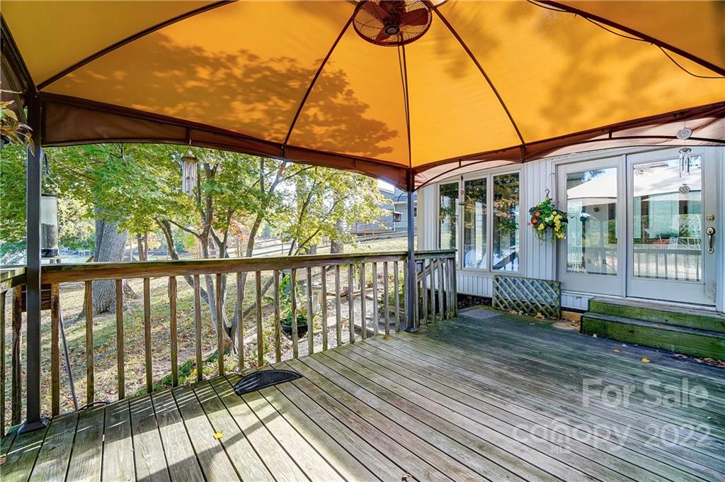968 Rocky Point Lane Tega Cay, SC 29708 - Photo 32 of 40 Gallery Image 32
