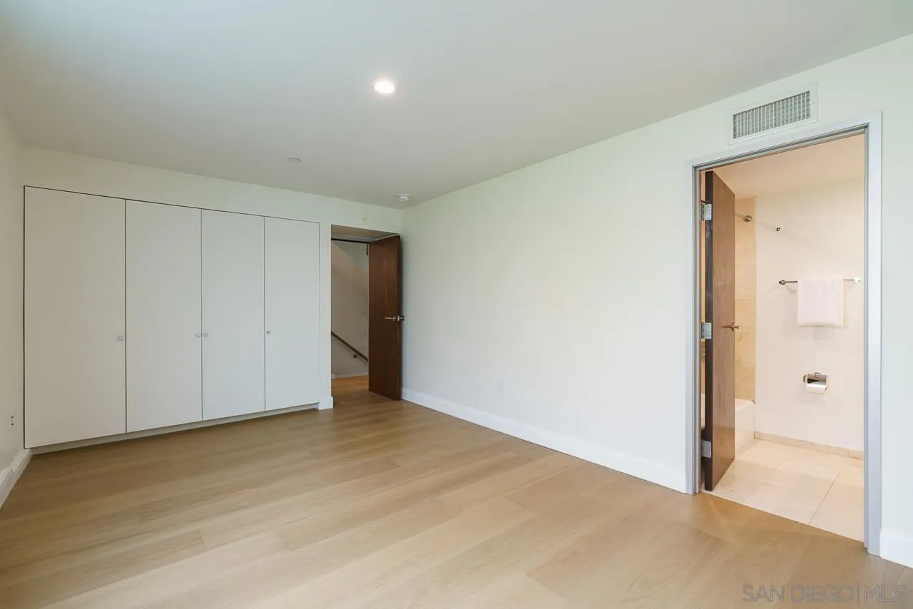 419 Ravina Street La Jolla, CA 92037 - Photo 26 of 38