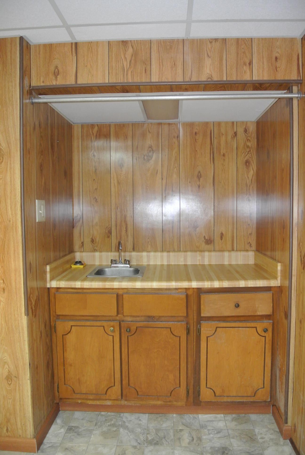 3041 Trough Springs Road Clarksville, TN 37043 - Photo 13 of 15 Gallery Image 13