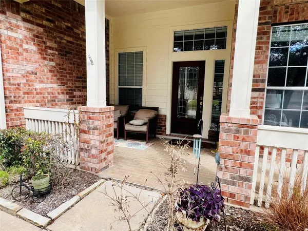 $2,800 | 5235 Valley Bluff Lane, Katy, TX 77494