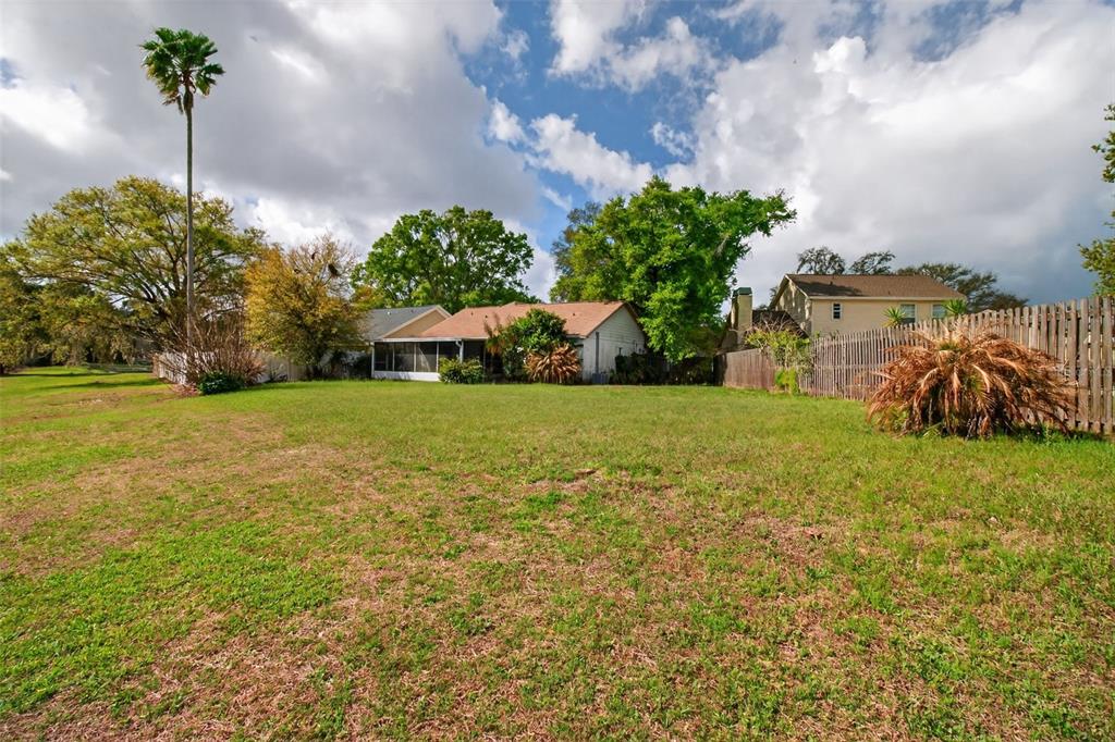 9761 Fox Chapel Road Tampa, FL 33647 - Photo 28 of 43