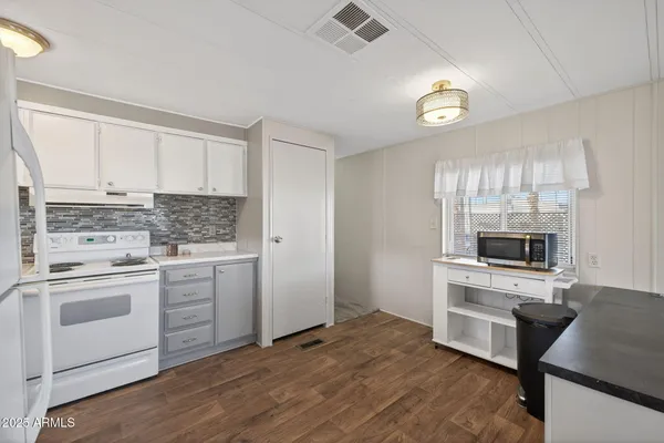 $23,000 | 201 South Greenfield Road, Unit 310, Mesa, AZ 85206