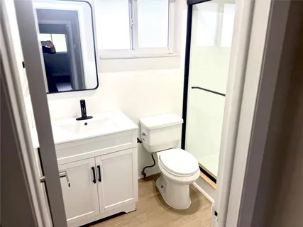 $1,750 | 720 Northeast 7th Street, Unit 9, Hallandale Beach, FL 33009