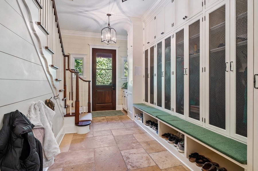 312 Woodley Road Winnetka, IL 60093 - Photo 36 of 96
