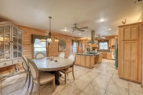 $879,000 | 978 Ashley Lane, Young Harris, GA 30582