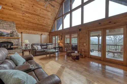 $879,000 | 978 Ashley Lane, Young Harris, GA 30582