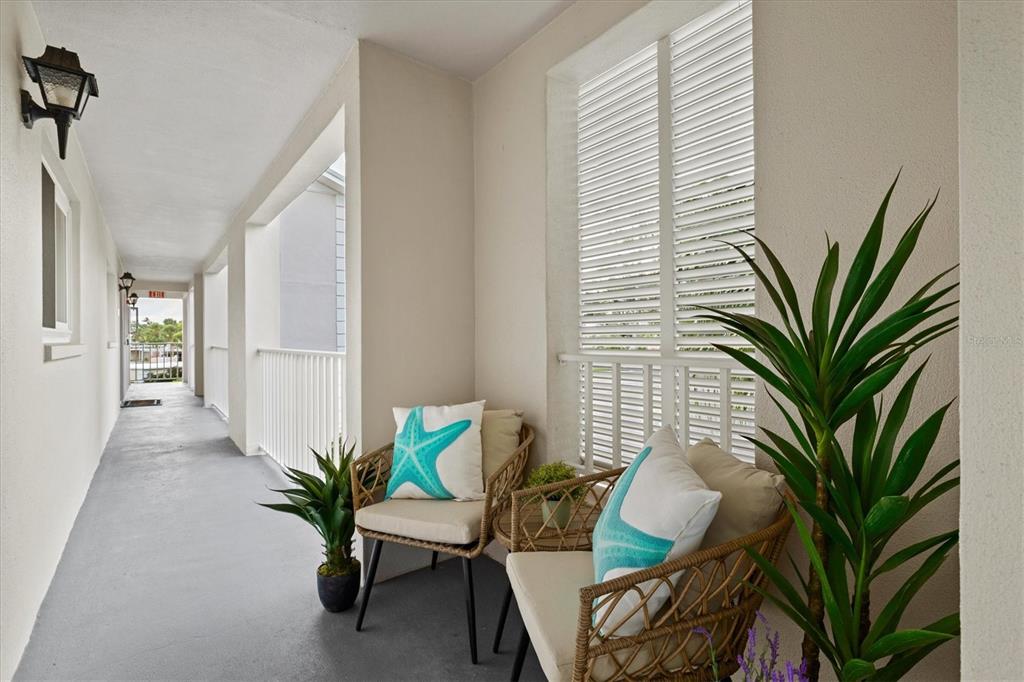 437 Cerromar Lane, Unit 424 Venice, FL 34293 - Photo 44 of 96