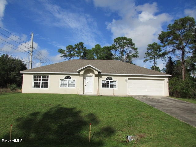 439 Scarlet Road Southwest Palm Bay, FL 32908 - Photo 1 of 12 Front