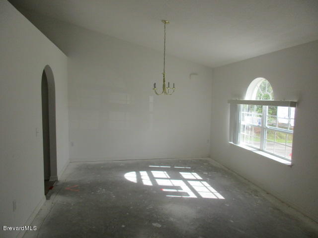 439 Scarlet Road Southwest Palm Bay, FL 32908 - Photo 4 of 12 Entry Room