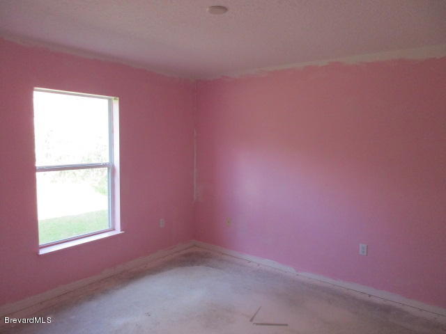 439 Scarlet Road Southwest Palm Bay, FL 32908 - Photo 9 of 12 Bedroom