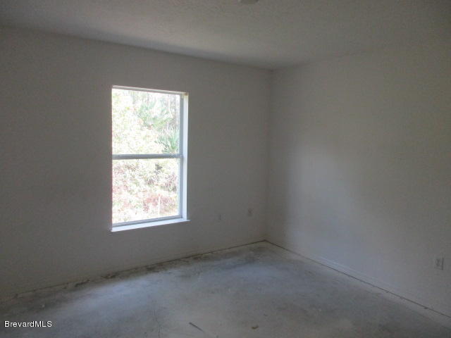 439 Scarlet Road Southwest Palm Bay, FL 32908 - Photo 10 of 12 Bedroom