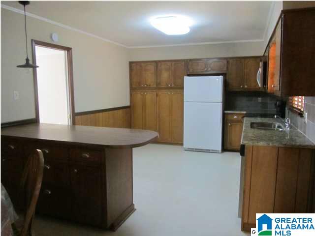1502 Terrace Road Sylacauga, AL 35150 - Photo 6 of 11