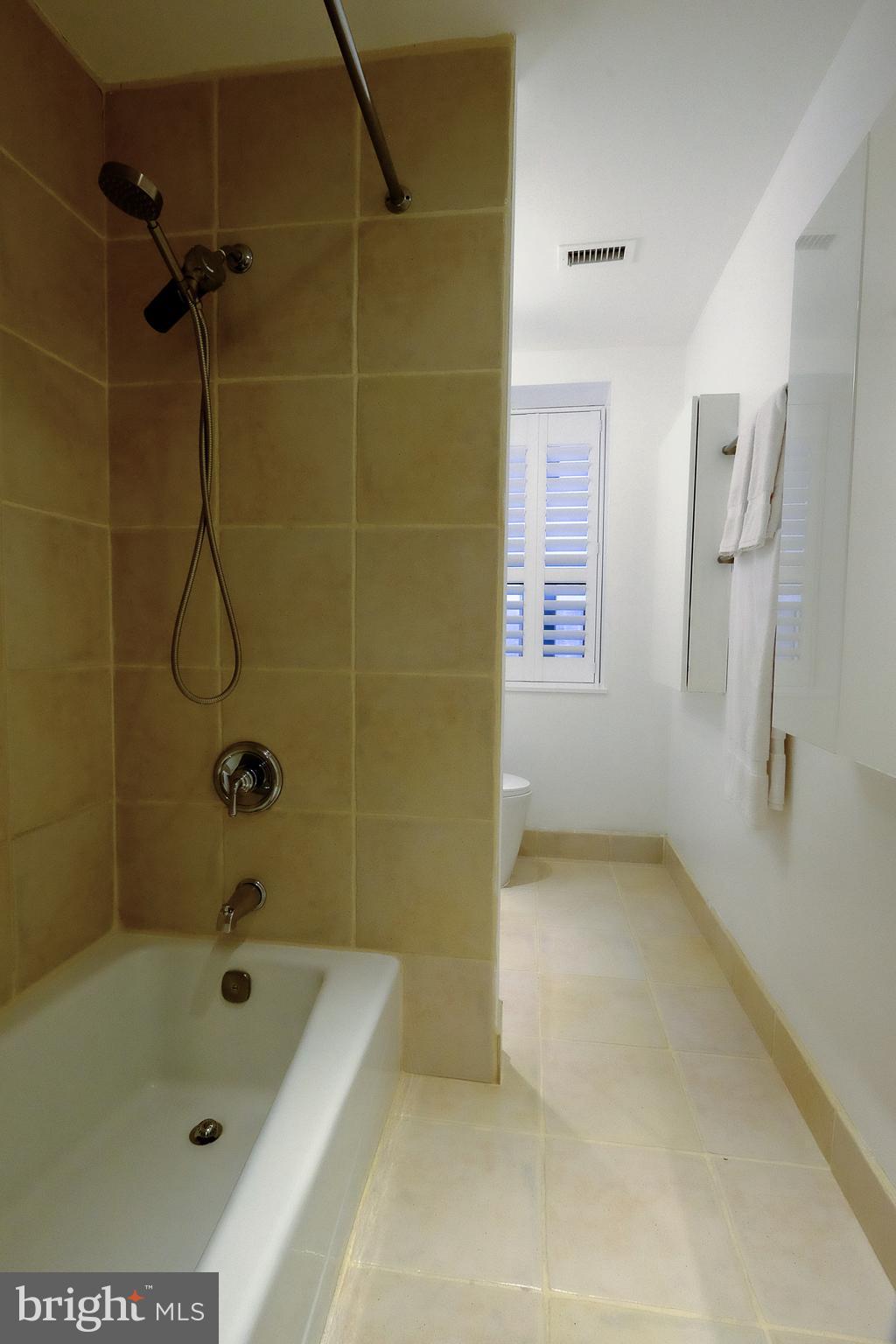 2123 California Street Northwest, Unit B7 Washington, DC 20008 - Photo 20 of 23