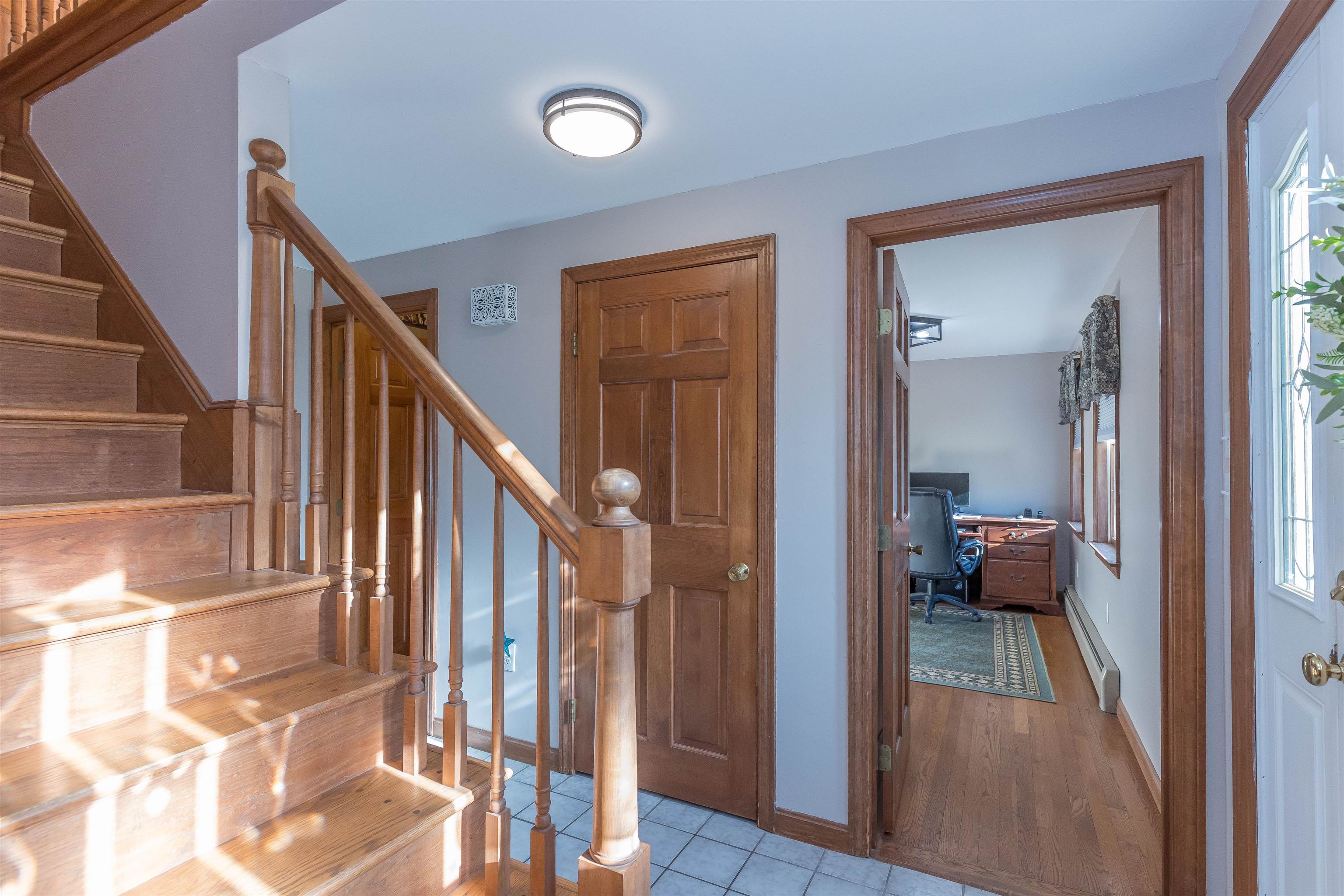19 Berkeley Street Pelham, NH 03076 - Photo 17 of 40