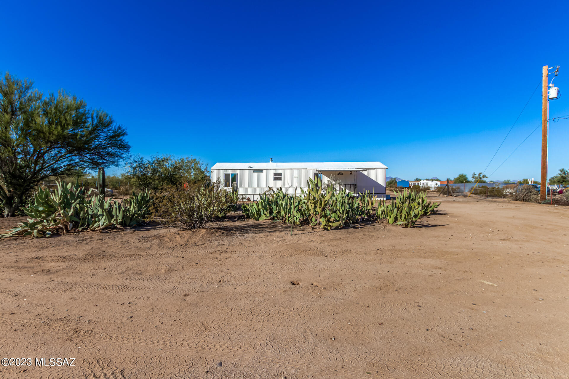 12408 West Picture Rocks Road Tucson, AZ 85743 - Photo 3 of 29 Gallery Image 3