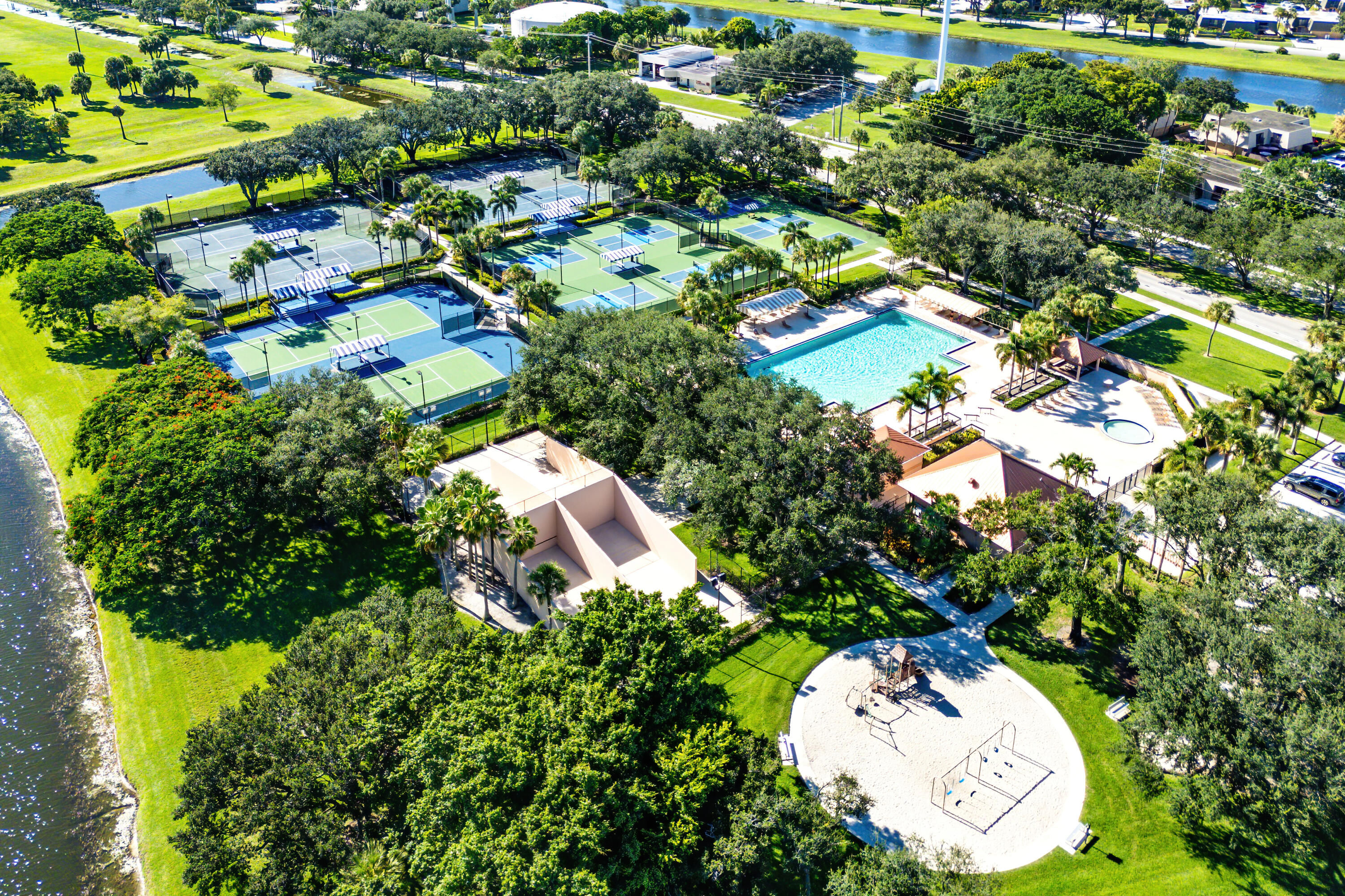 1951 Brandywine Road East, Unit 77105 West Palm Beach, FL 33409 - Photo 29 of 35 041-1951BrandywineRoad-WestPalmBeach-FL-