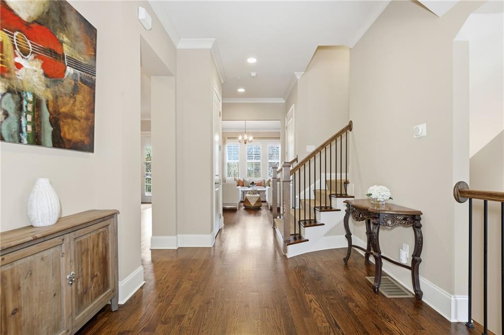 2085 Bellrick Road Northwest Atlanta, GA 30318 - Photo 8 of 78