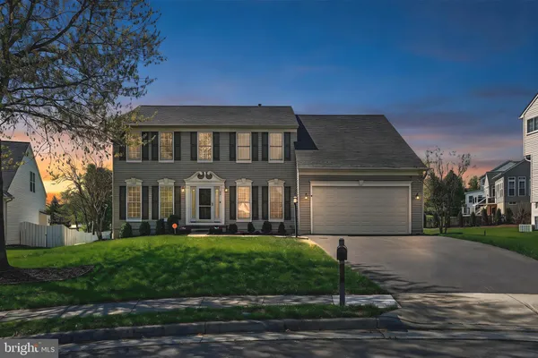 $850,000 | 103 Duvall Court Southeast, Leesburg, VA 20175