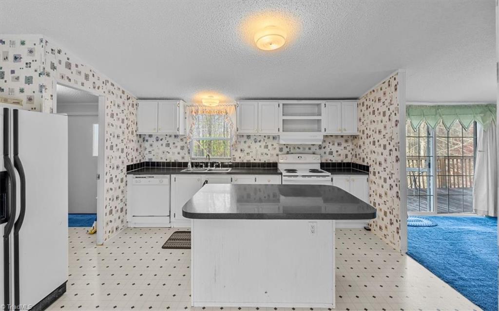 128 Cannan Way Pinnacle, NC 27043 - Photo 12 of 32