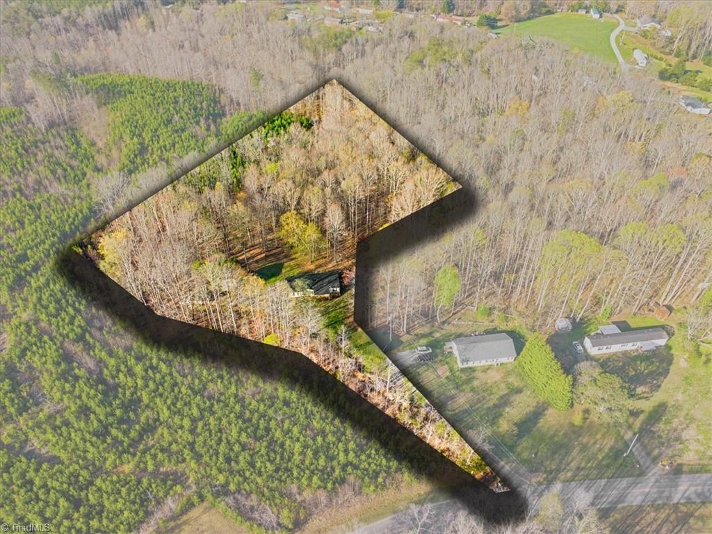 128 Cannan Way Pinnacle, NC 27043 - Photo 4 of 32