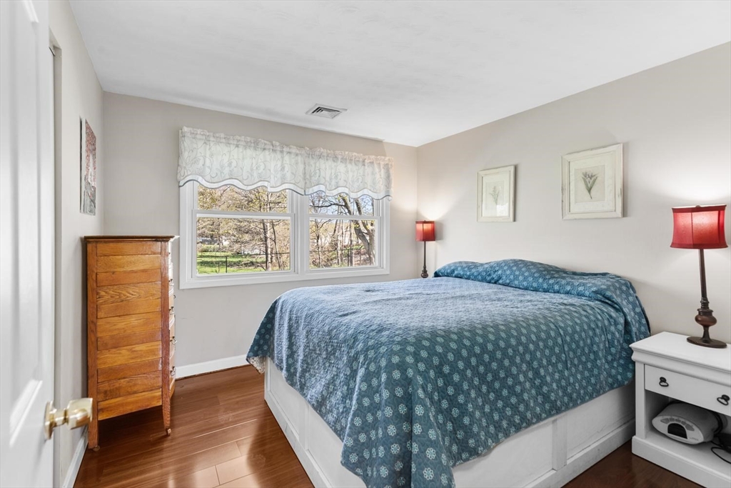 52 Coolidge Road Danvers, MA 01923 - Photo 19 of 28