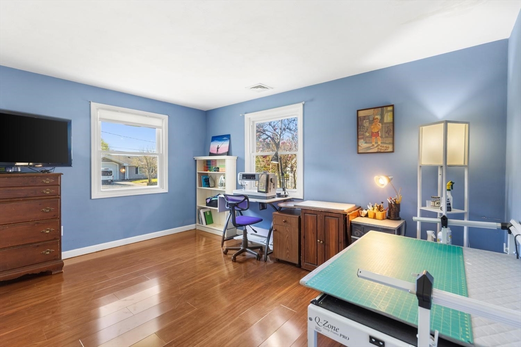 52 Coolidge Road Danvers, MA 01923 - Photo 21 of 28