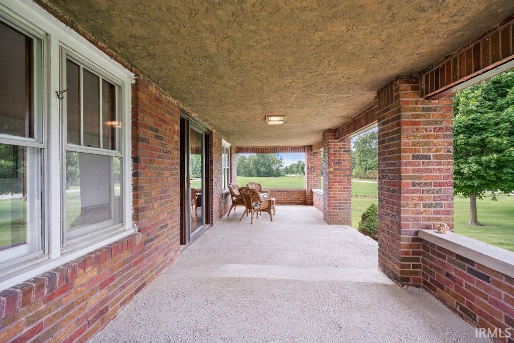 4765 County Rd E 200 South Kokomo, IN 46902 - Photo 5 of 49