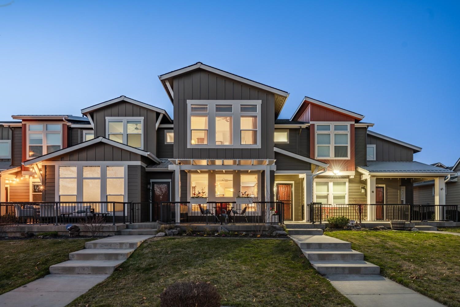 2118 West Summit Parkway Spokane, WA 99201 - Photo 1 of 50