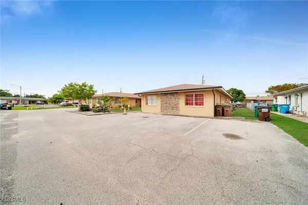 $1,200 | 4824 Lucaya Drive, Unit 1, Cape Coral, FL 33904