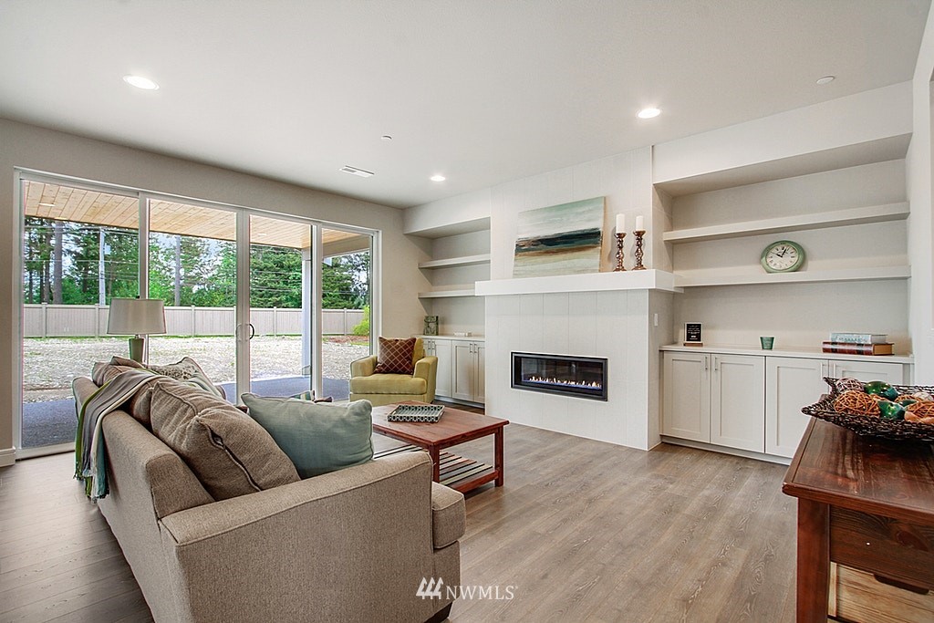 7804 Connells Prairie Road East Buckley, WA 98321 - Photo 2 of 22 Gallery Image 2