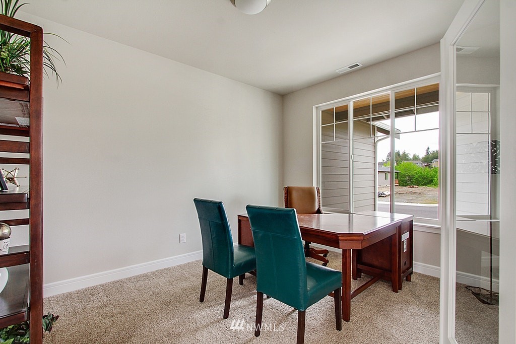 7804 Connells Prairie Road East Buckley, WA 98321 - Photo 11 of 22 Gallery Image 11
