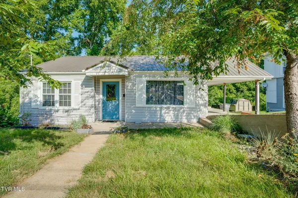 $220,000 | 2916 Ashley Street, Kingsport, TN 37664