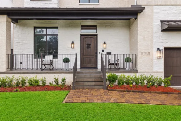 $1,985,000 | 4615 Verone Street, Bellaire, TX 77401