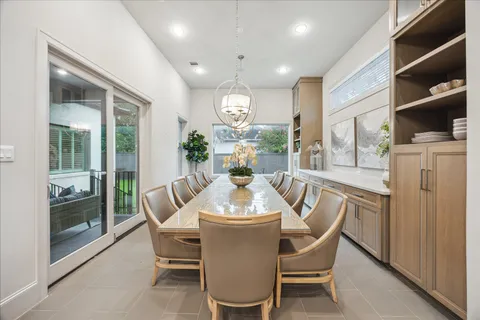 $2,095,000 | 4615 Verone Street, Bellaire, TX 77401