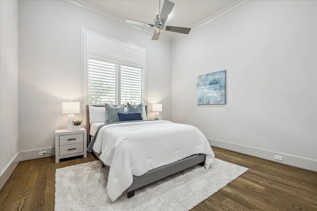 $1,985,000 | 4615 Verone Street, Bellaire, TX 77401