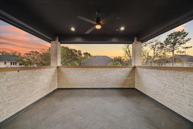 $1,985,000 | 4615 Verone Street, Bellaire, TX 77401