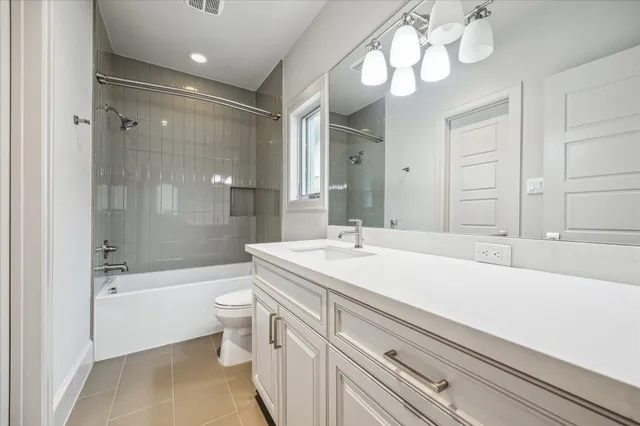 $1,985,000 | 4615 Verone Street, Bellaire, TX 77401