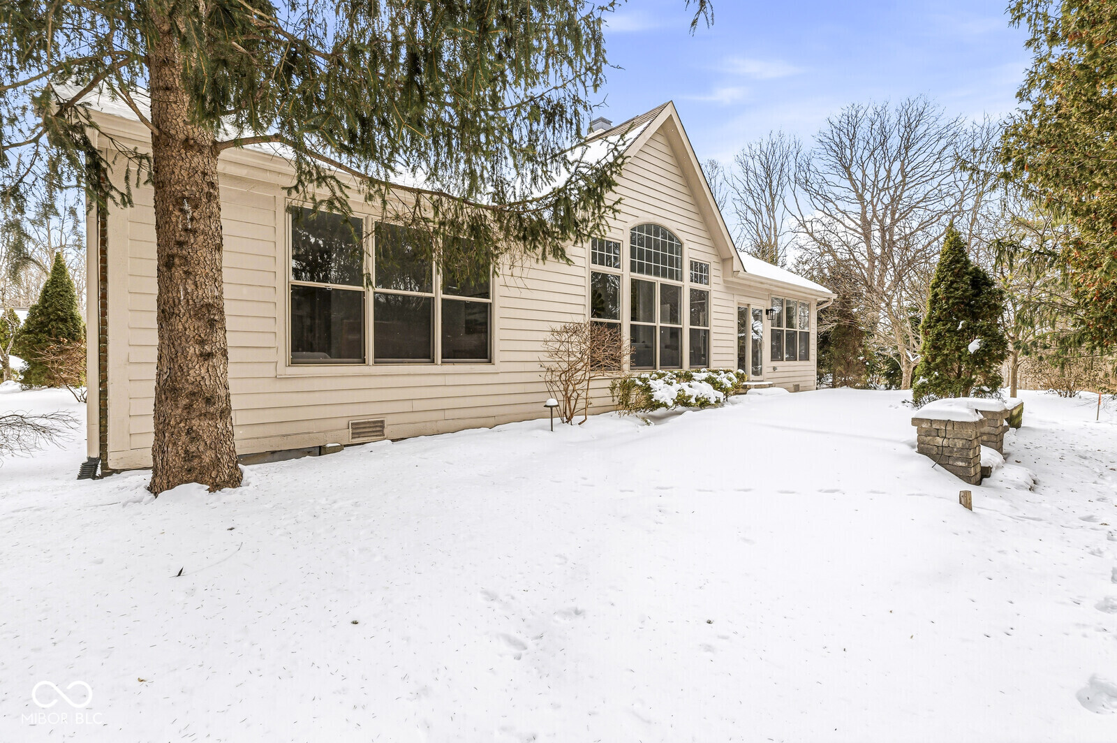 10380 Spring Highland Drive Indianapolis, IN 46290 - Photo 37 of 48