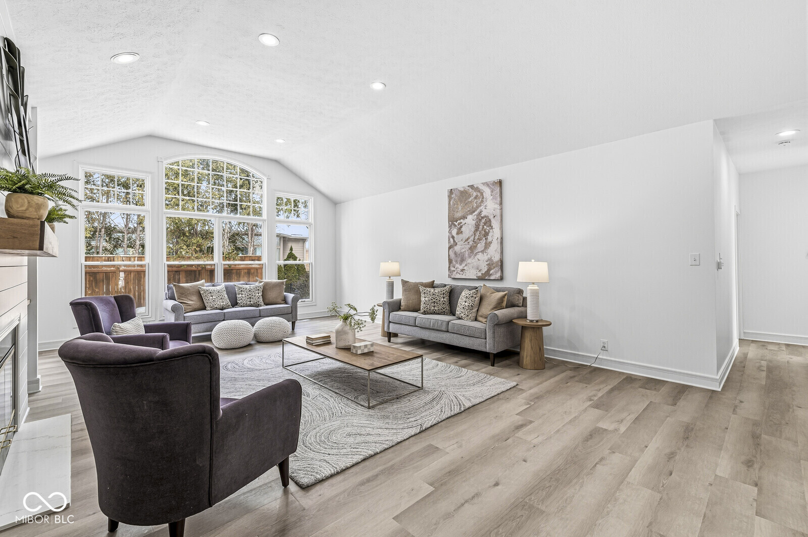 10380 Spring Highland Drive Indianapolis, IN 46290 - Photo 5 of 48