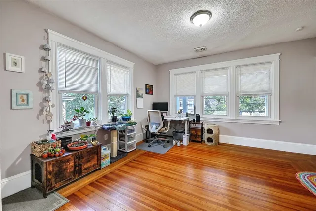 $625,000 | 136 Hillside Avenue, Pawtucket, RI 02860