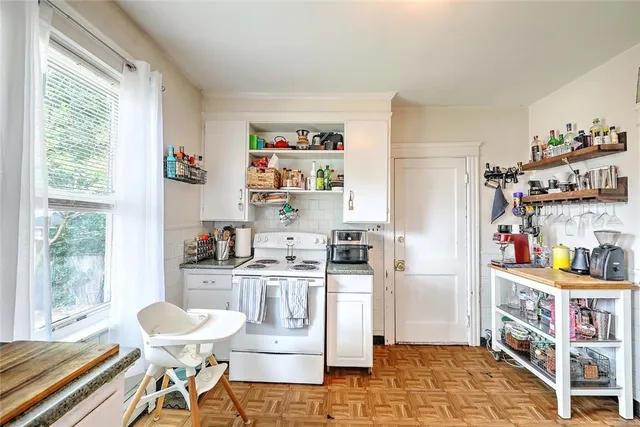 $625,000 | 136 Hillside Avenue, Pawtucket, RI 02860