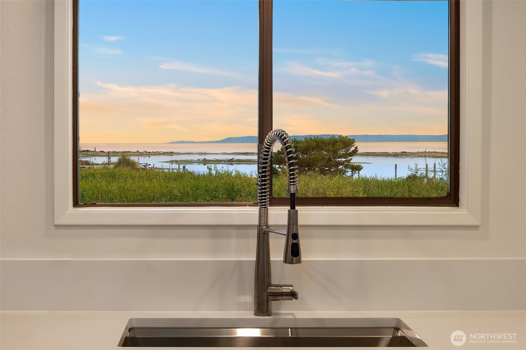 2682 Sunlight Beach Road Clinton, WA 98236 - Photo 14 of 39 Gallery Image 14