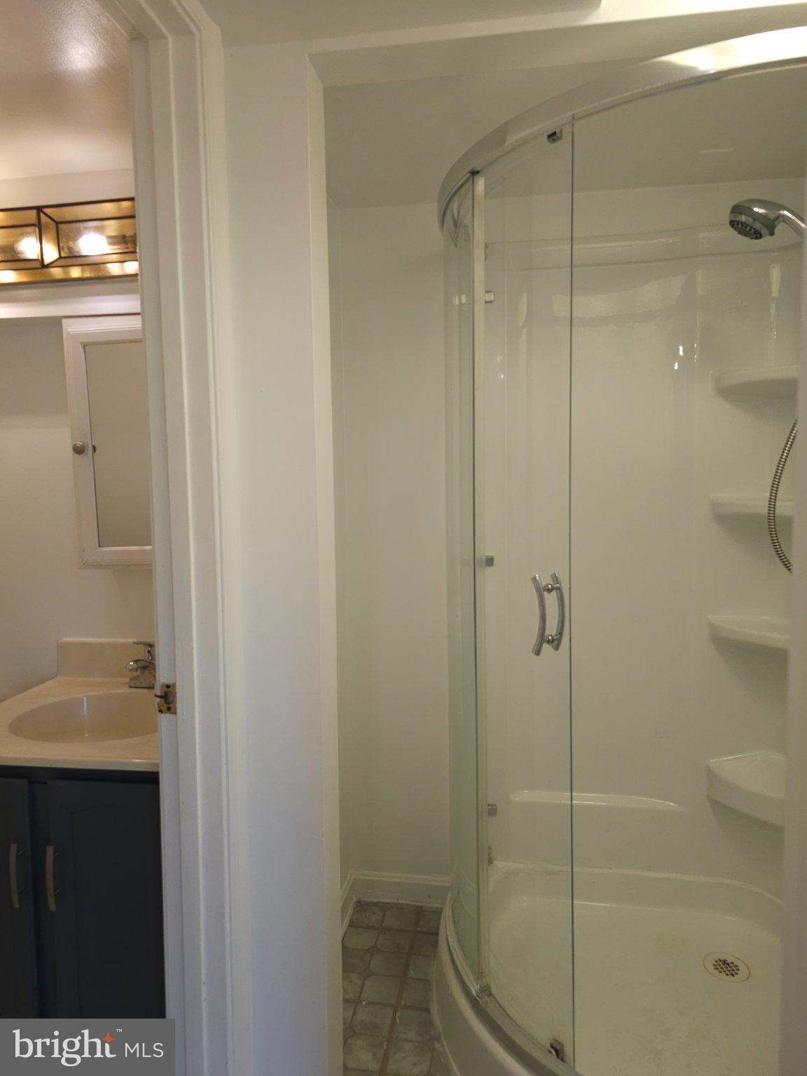 13824 Poplar Tree Road Chantilly, VA 20151 - Photo 16 of 33 Gallery Image 16
