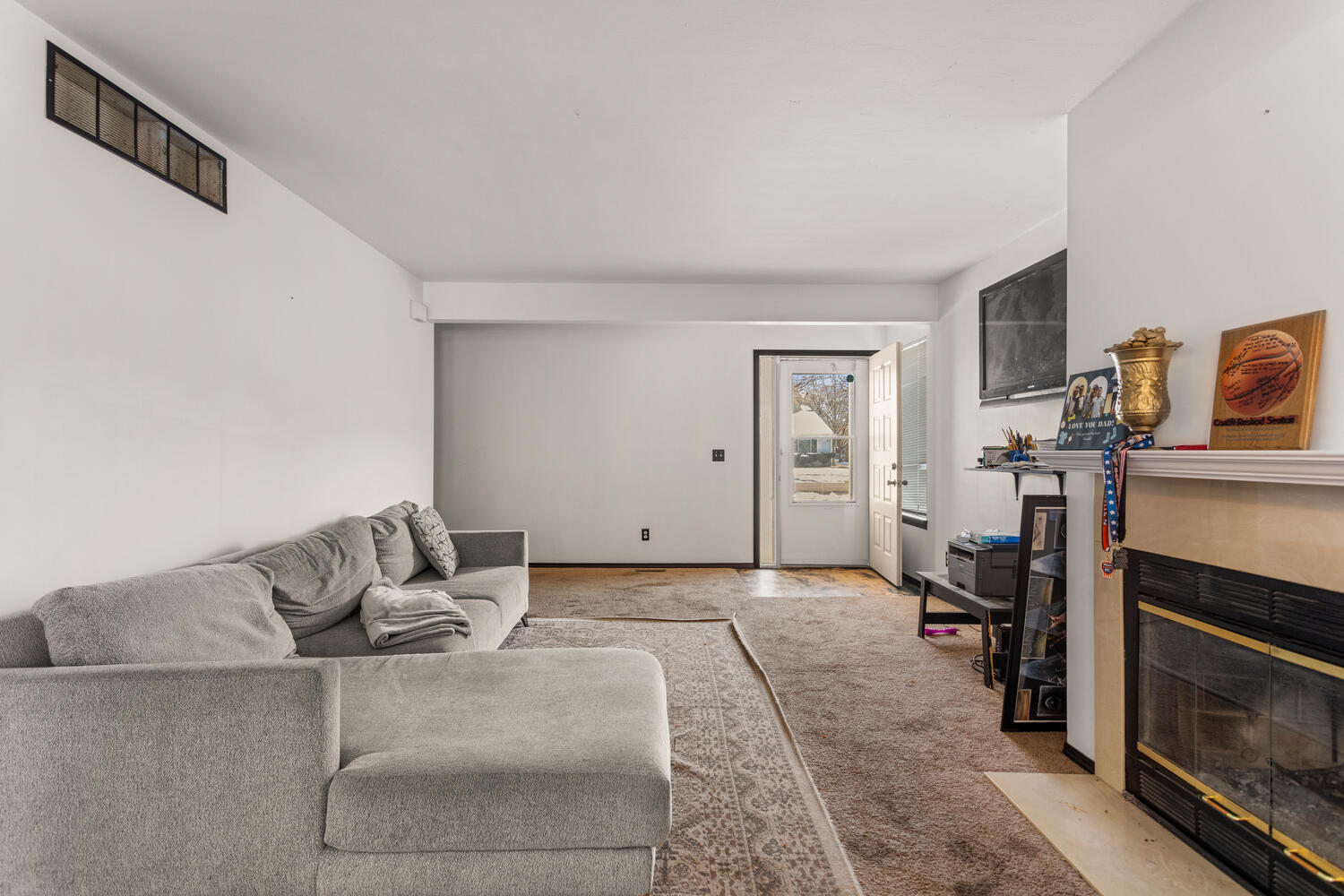 409 Irvine Road, Unit 409 Champaign, IL 61822 - Photo 7 of 29