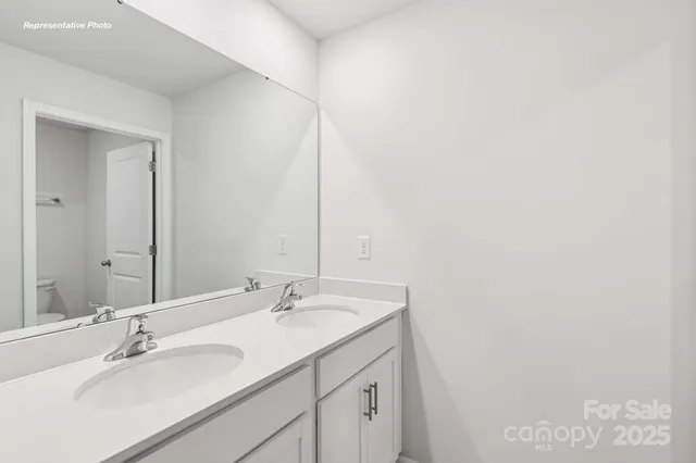 $389,000 | 522 Dazzle Loop, Newton, NC 28658