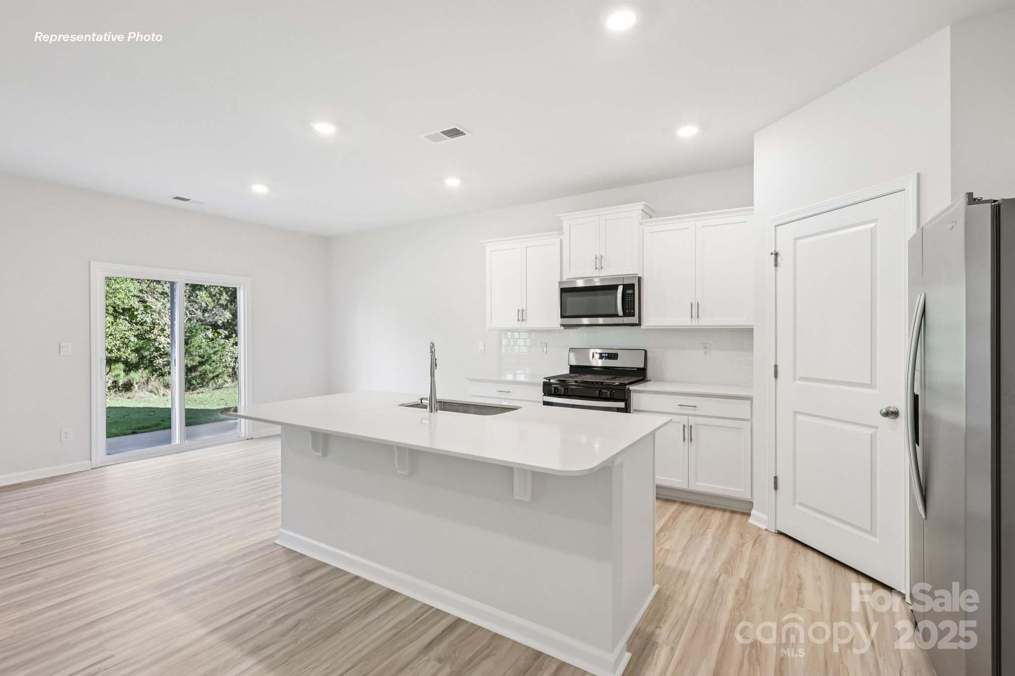 522 Dazzle Loop Newton, NC 28658 - Photo 8 of 39