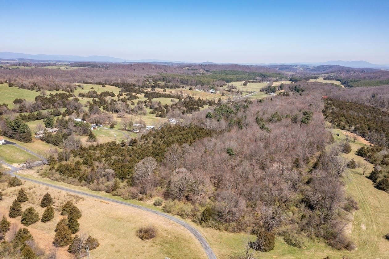 8-crown Ridge Berry Farm Road Staunton, VA 24401 - Photo 16 of 18 Gallery Image 16